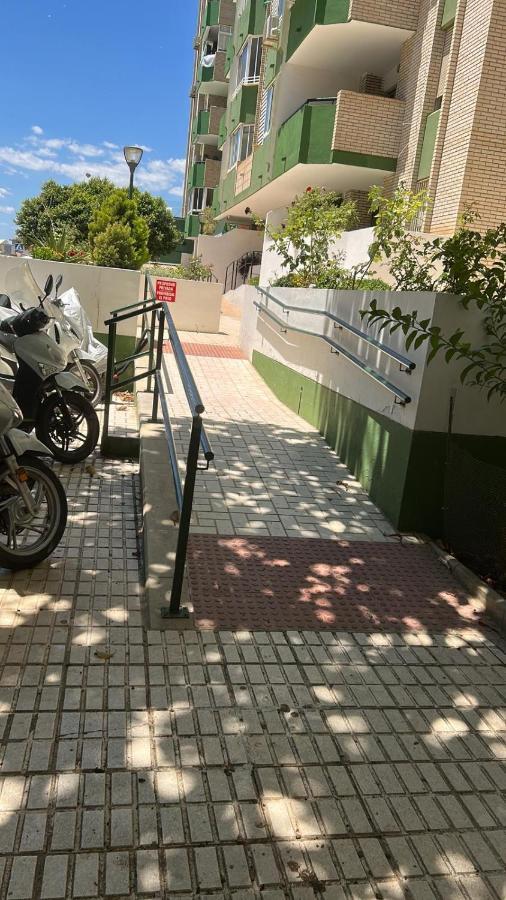شقة Piso 110M² En El Palo Con Parking Cerca De La Playa مالقة المظهر الخارجي الصورة