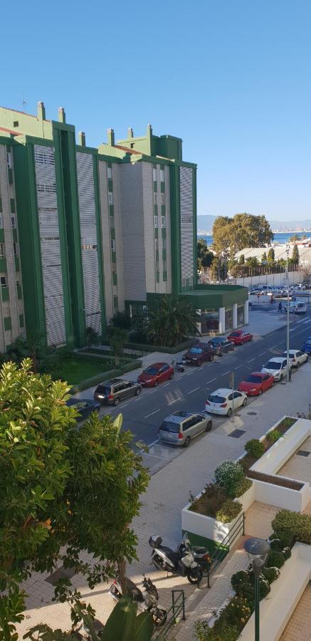 شقة Piso 110M² En El Palo Con Parking Cerca De La Playa مالقة المظهر الخارجي الصورة